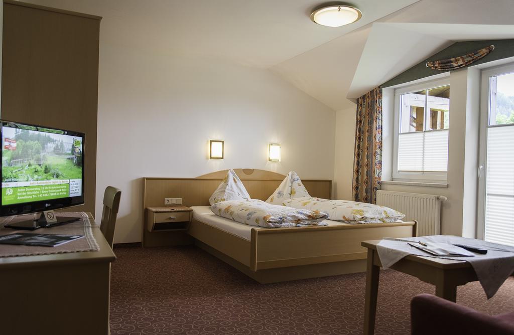 Maison d'hôtes Gasthof Brentwirt à Leogang Chambre photo